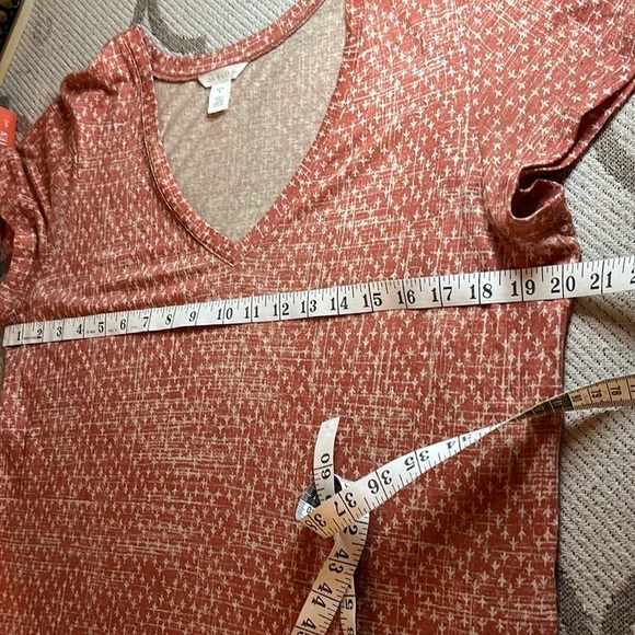 Caslon v- neckline linen short sleeve top - Picture 6 of 13